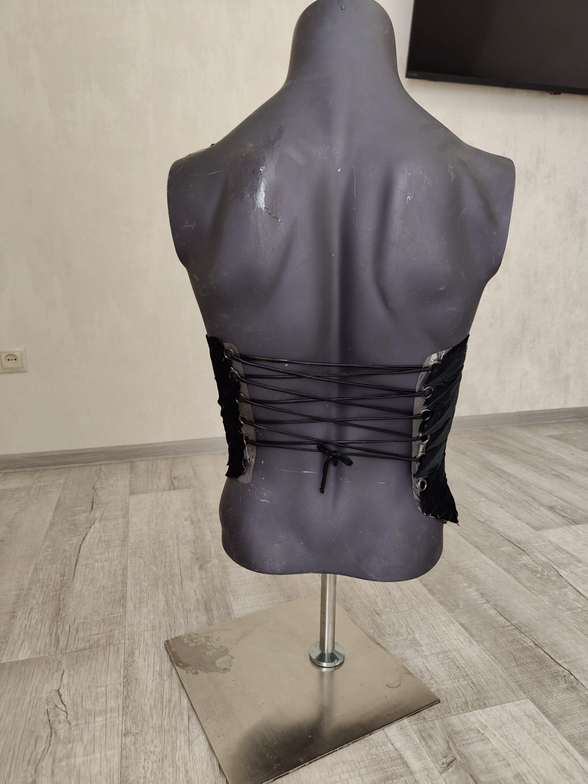 Midnight Feather Corset — изображение 5